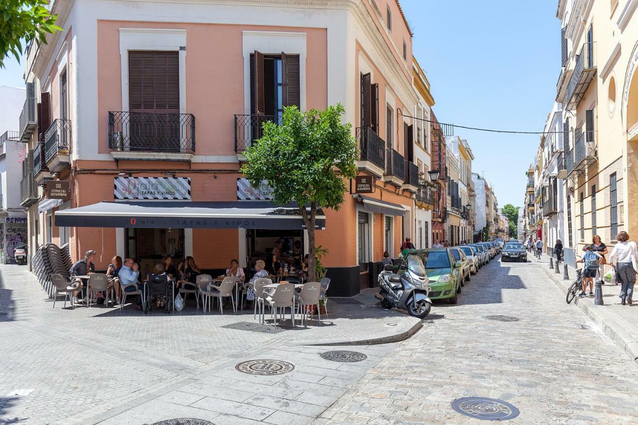 Pasaje Amores Iz. - Tranquilidad Y Vida Cultural En Centro Sevilla 4Px Bagian luar foto