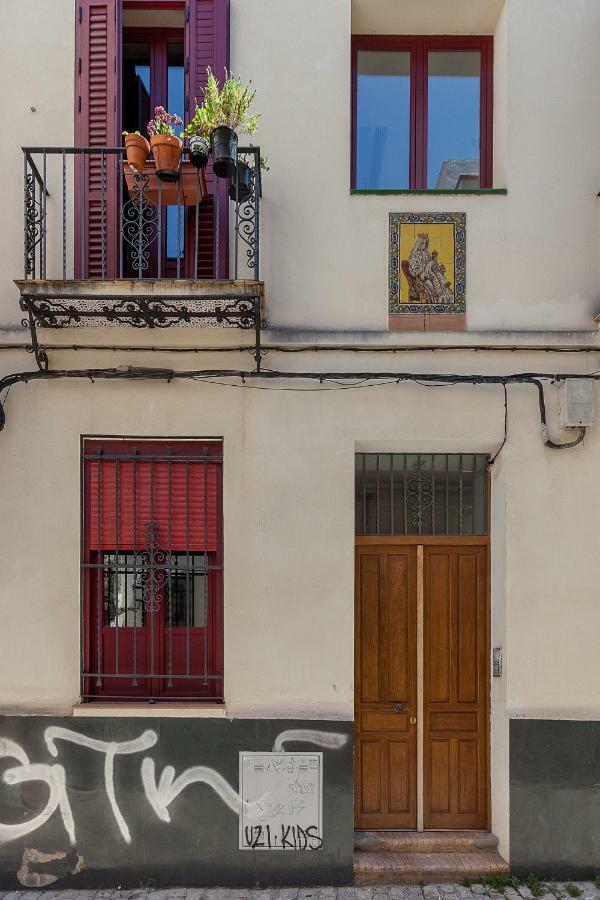 Pasaje Amores Iz. - Tranquilidad Y Vida Cultural En Centro Sevilla 4Px Bagian luar foto